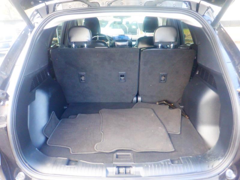 Ford Escape Plug-In Hybridphev - Thumbnail 9