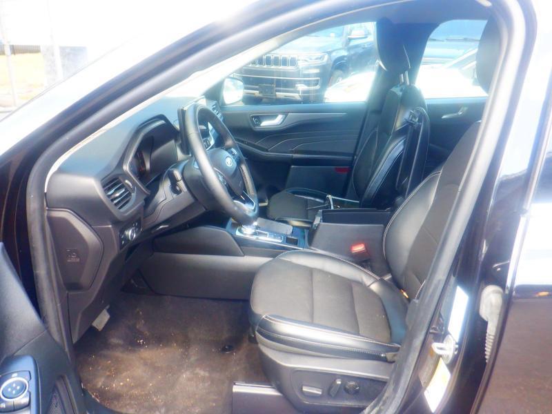 Ford Escape Plug-In Hybridphev - Thumbnail 12