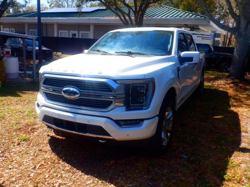 Ford F-150Crew Limited 4X4 - Thumbnail 2