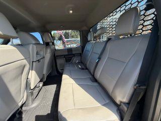 Ford F350 Super Duty Crew Cab & Chassis - Thumbnail 5