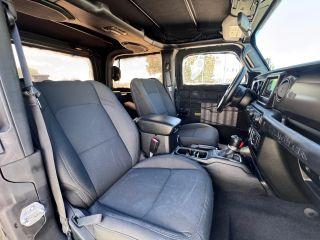 Jeep Wrangler - Thumbnail 5