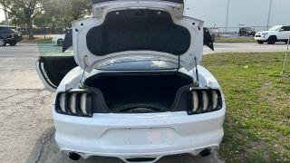 Ford Mustang - Thumbnail 6