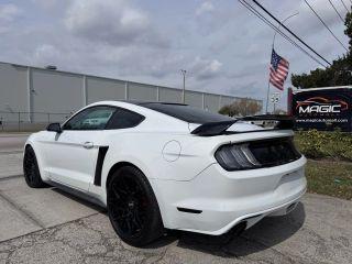 Ford Mustang - Thumbnail 9