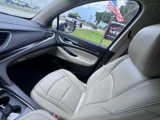 Buick Enclave - Thumbnail 18