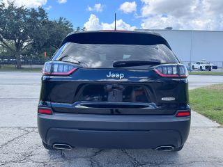 Jeep Cherokee - Thumbnail 10