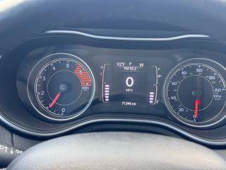 Jeep Cherokee - Thumbnail 16