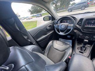 Jeep Cherokee - Thumbnail 17