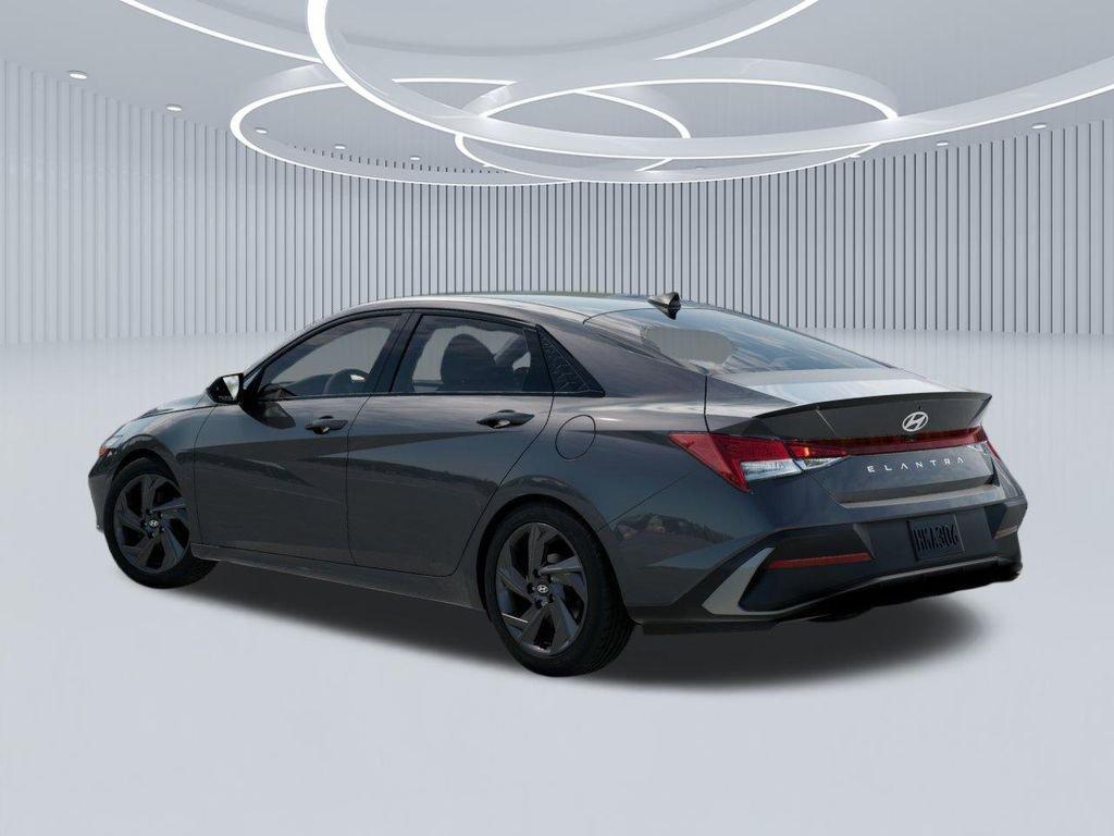 Hyundai Elantra Sel Sport - Thumbnail 6