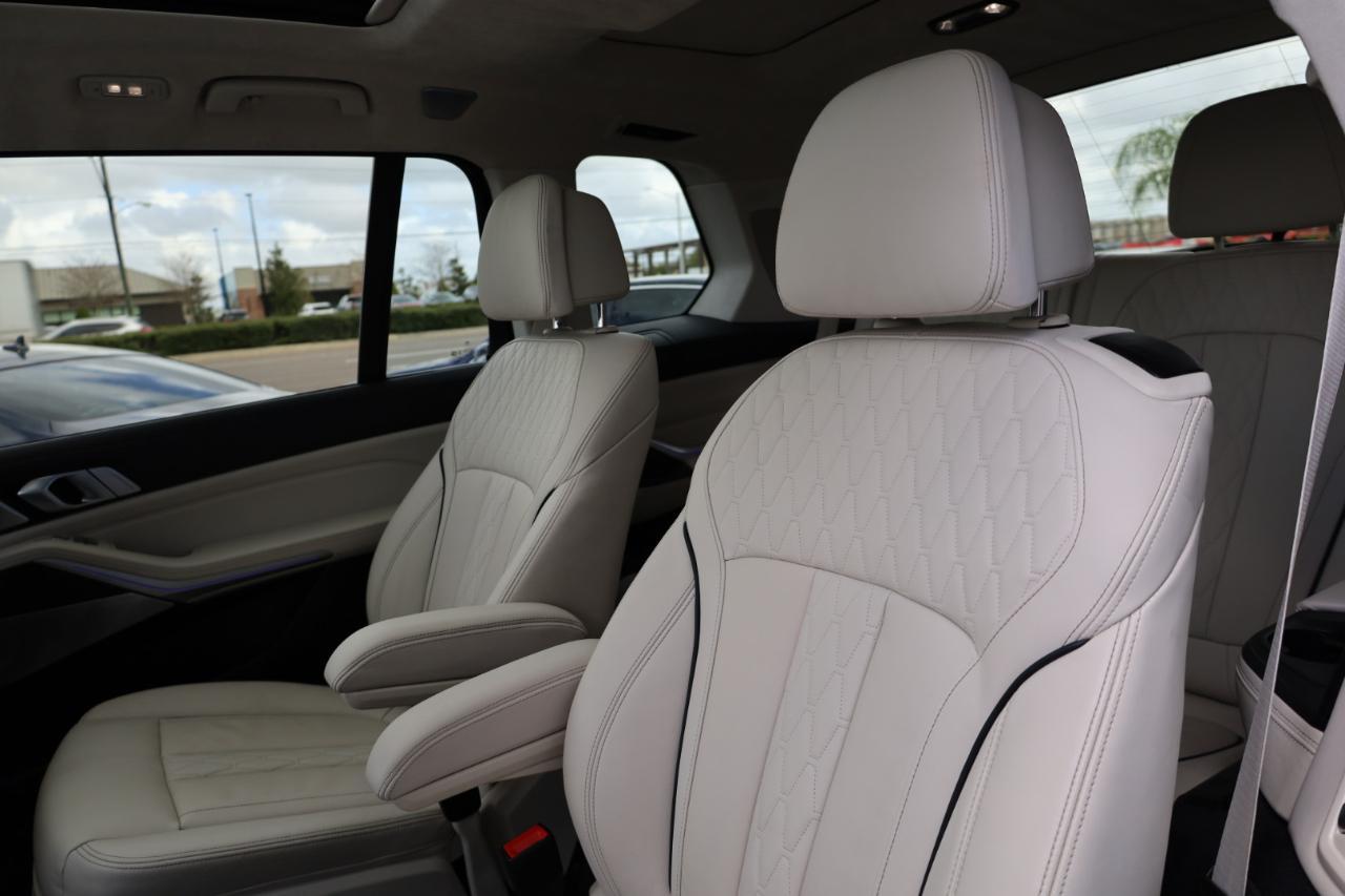 Bmw X7Xdrive50I Sports Activity Vehicle - Thumbnail 14