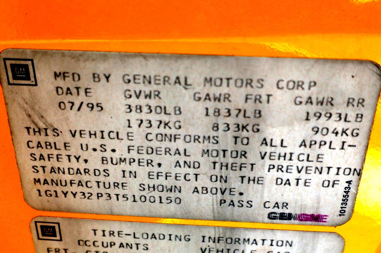 Chevrolet Corvette2Dr Convertible - Thumbnail 15