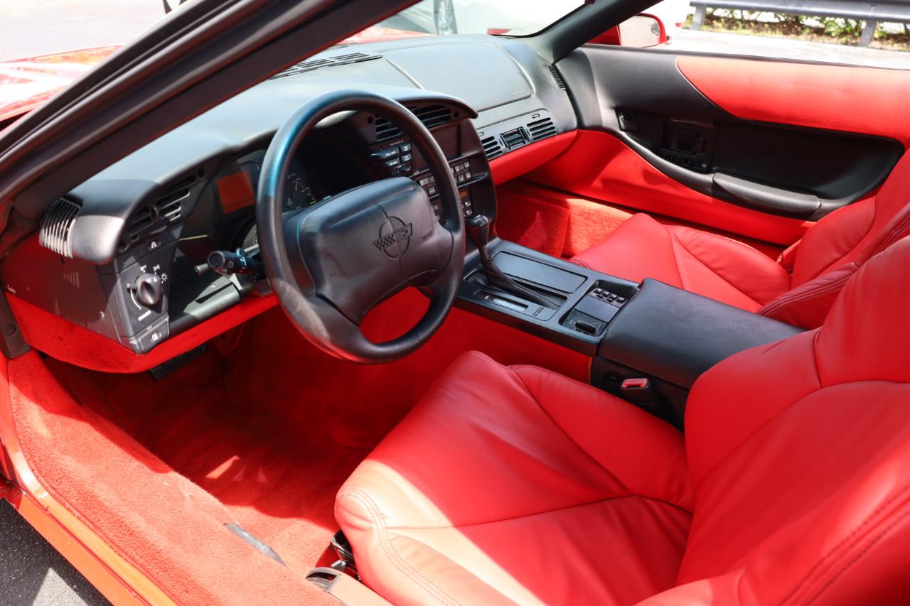 Chevrolet Corvette2Dr Cpe - Thumbnail 8