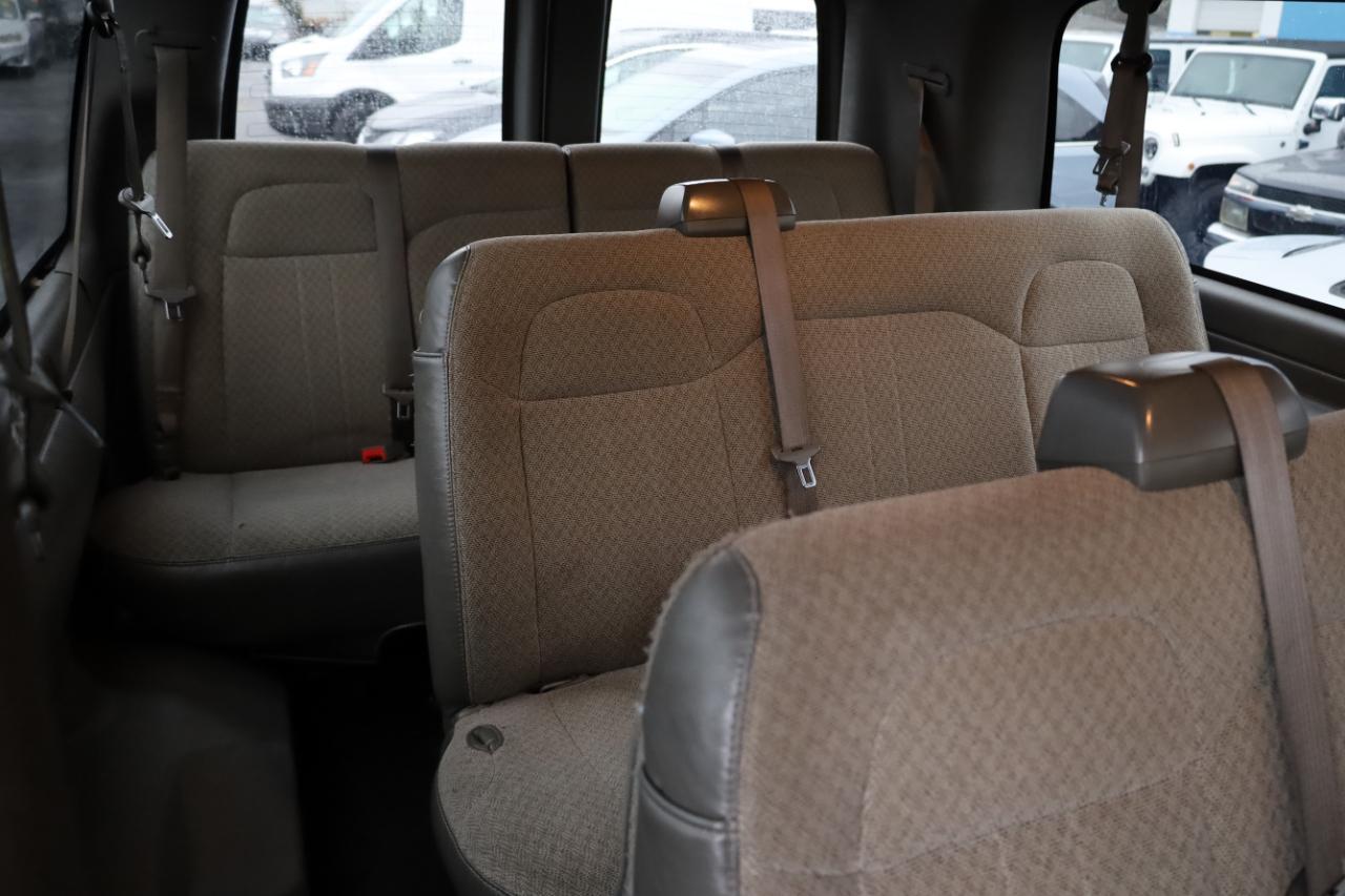 Chevrolet Express Passengerrwd 3500 155" Lt - Thumbnail 12