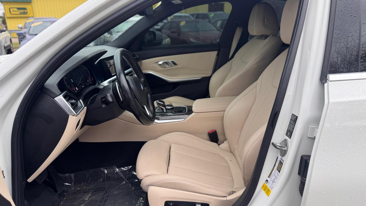 Bmw 3 Series330I Sedan North America - Thumbnail 15