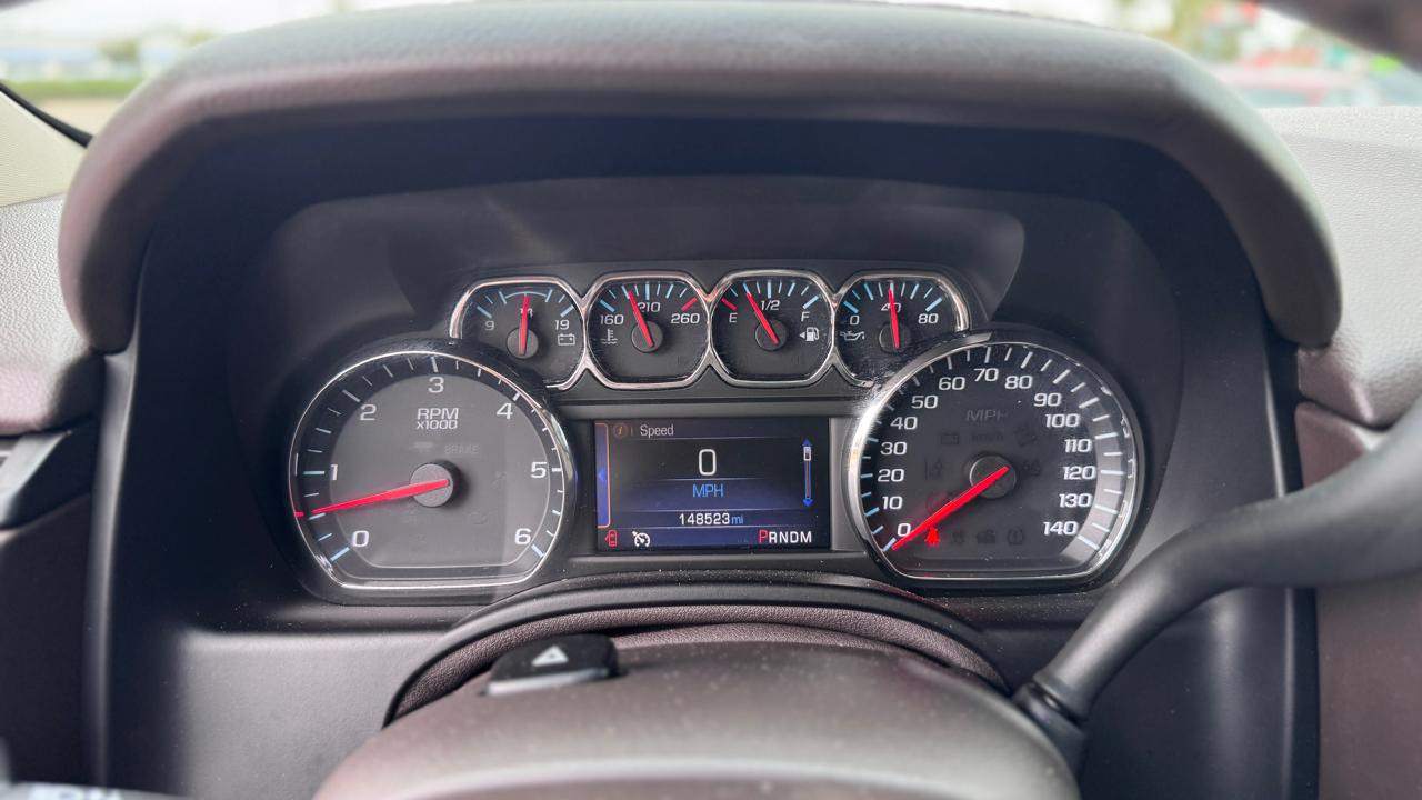 Chevrolet Suburban2Wd 4Dr Ltz - Thumbnail 19