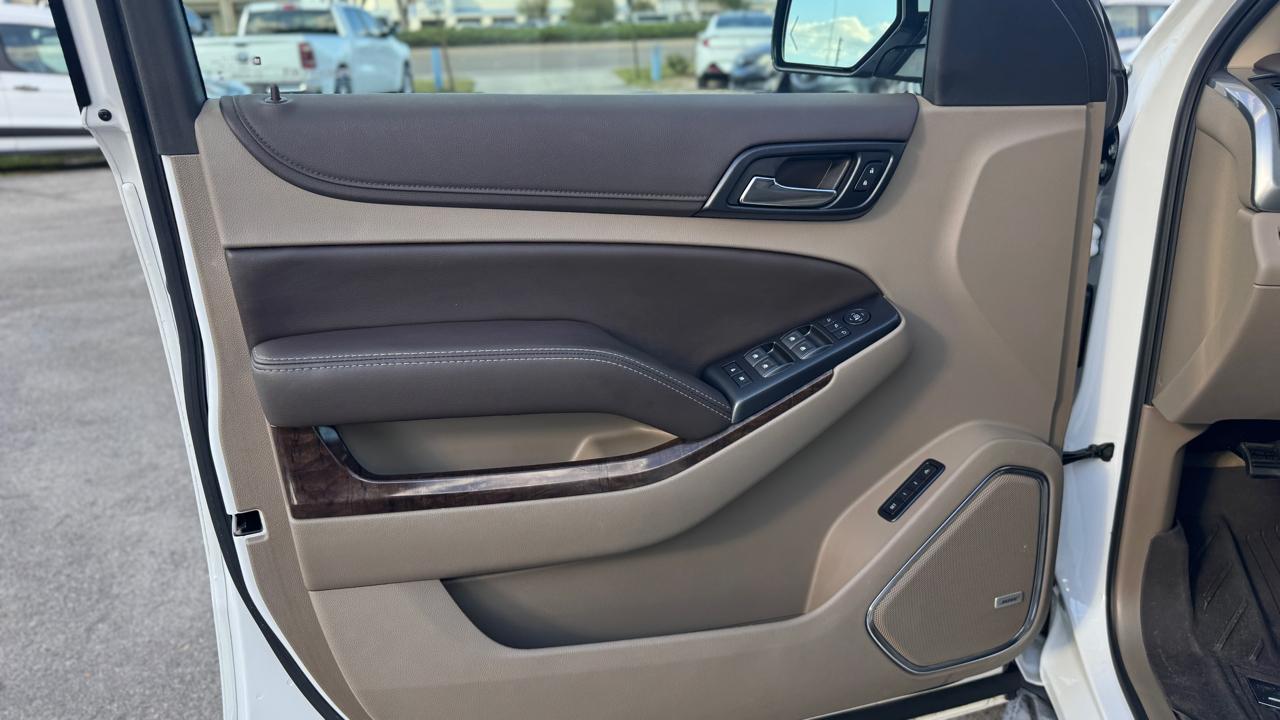 Chevrolet Suburban4Wd 4Dr 1500 Lt - Thumbnail 13