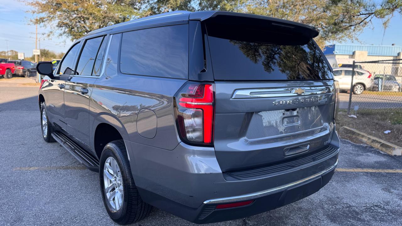 Chevrolet Suburban2Wd 4Dr Lt - Thumbnail 3