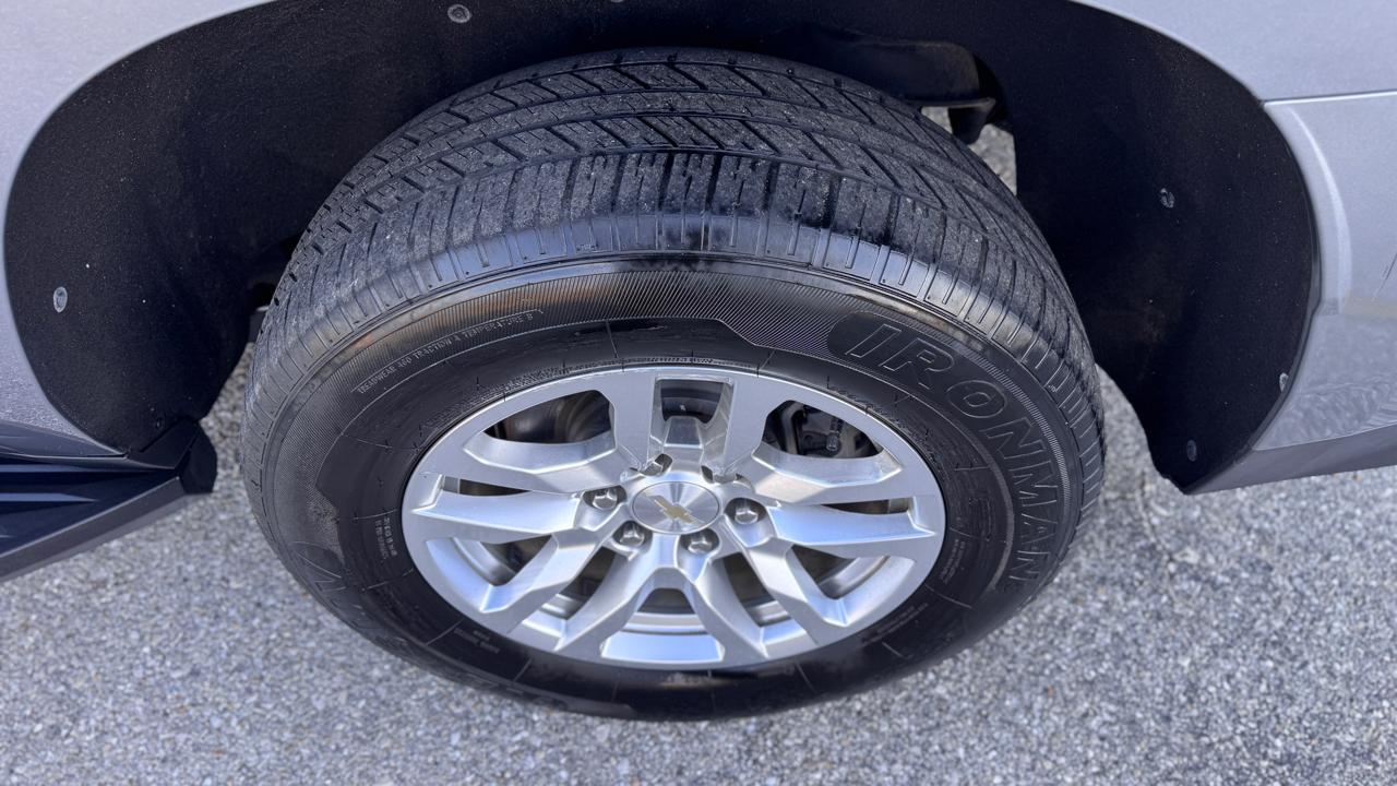 Chevrolet Suburban2Wd 4Dr Lt - Thumbnail 11