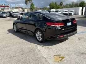 Kia Optima - Thumbnail 9