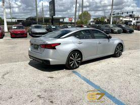 Nissan Altima - Thumbnail 7