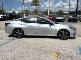 Nissan Altima - Thumbnail 5