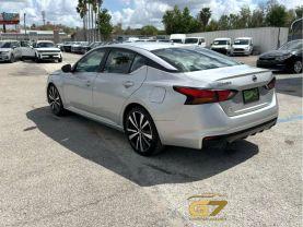 Nissan Altima - Thumbnail 9