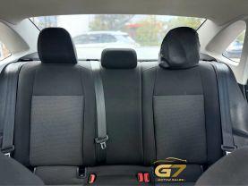 Volkswagen Jetta - Thumbnail 13