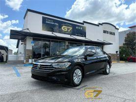 Volkswagen Jetta - Thumbnail 2