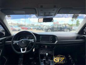 Volkswagen Jetta - Thumbnail 16