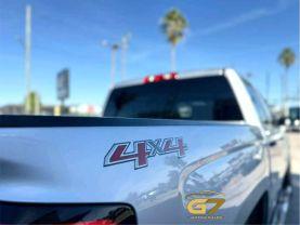 Chevrolet Silverado 1500 Crew Cab - Thumbnail 13