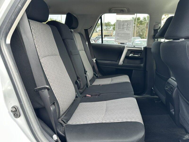 Toyota 4Runner - Thumbnail 17