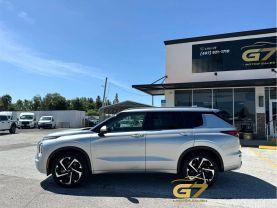 Mitsubishi Outlander - Thumbnail 7