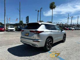 Mitsubishi Outlander - Thumbnail 10