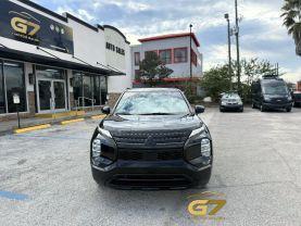 Mitsubishi Outlander - Thumbnail 3