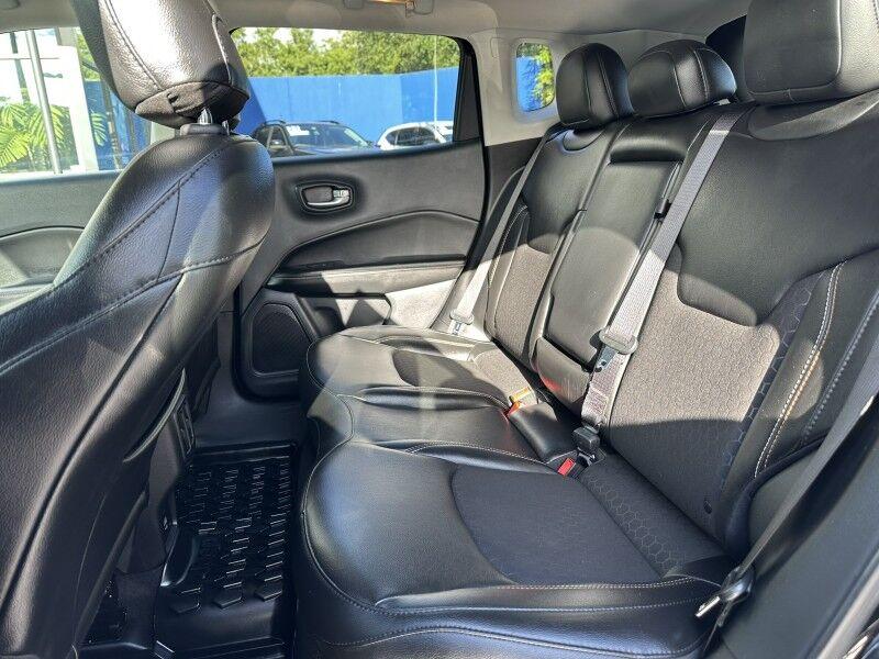 Jeep Compass - Thumbnail 17
