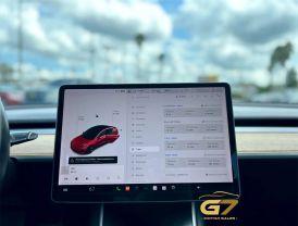 Tesla Model 3 - Thumbnail 18