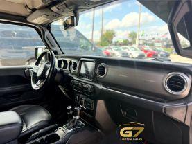 Jeep Wrangler Unlimited - Thumbnail 12