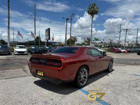 Dodge Challenger - Thumbnail 10