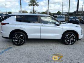 Mitsubishi Outlander - Thumbnail 5