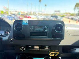 Mercedes-Benz Sprinter 2500 Crew - Thumbnail 17