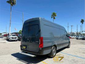 Mercedes-Benz Sprinter 2500 Crew - Thumbnail 11