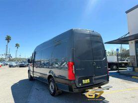 Mercedes-Benz Sprinter 2500 Crew - Thumbnail 10