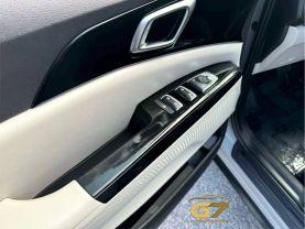 Kia Carnival - Thumbnail 18