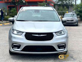 Chrysler Pacifica - Thumbnail 4