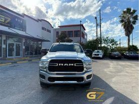 Ram 2500 Crew Cab - Thumbnail 3