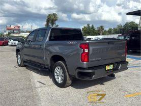 Chevrolet Silverado 1500 Crew Cab - Thumbnail 8