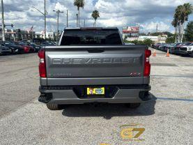 Chevrolet Silverado 1500 Crew Cab - Thumbnail 4