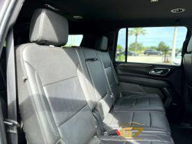 Chevrolet Suburban - Thumbnail 14