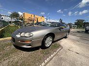 Chevrolet Camaro Base - Thumbnail 2