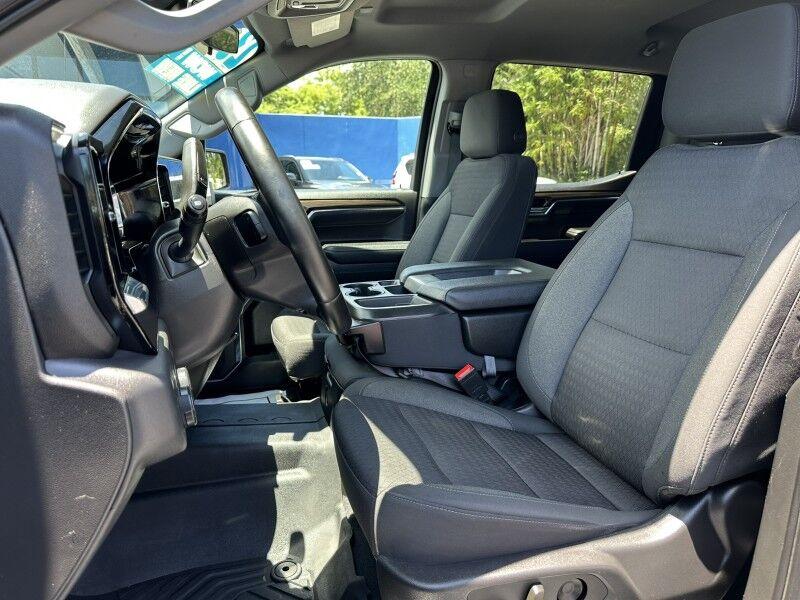 Chevrolet Silverado 1500 - Thumbnail 13