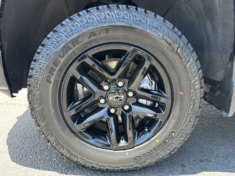 Chevrolet Silverado 1500 - Thumbnail 11